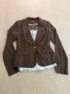 IZ Byer CA Office Siren 3 Pc Brown Pinstripe Skirt Suit Y2K Med
